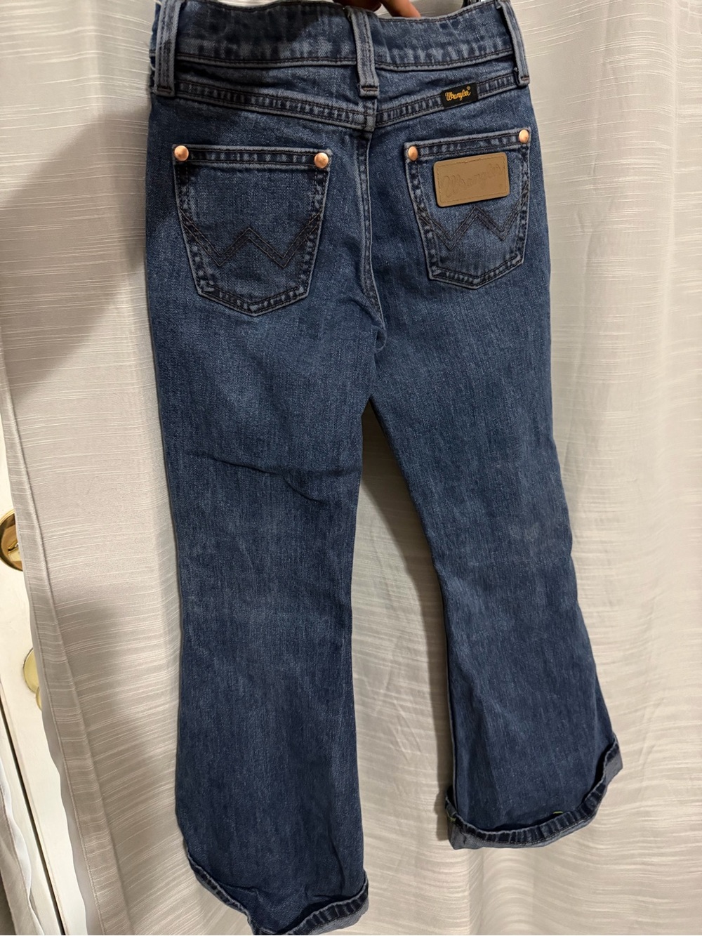Lainey Wilson Wrangler Girls 8 slim Flare Bootcut Jeans with Copper Rivets